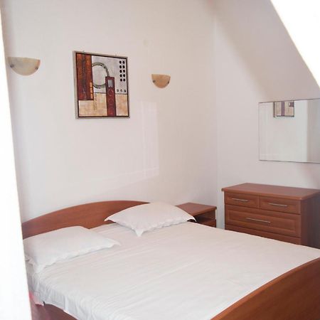 Apartments Vinka Podstrana Bilik gambar