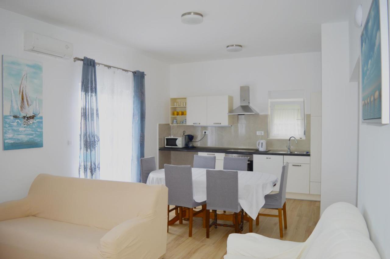 Apartments Vinka Podstrana Luaran gambar