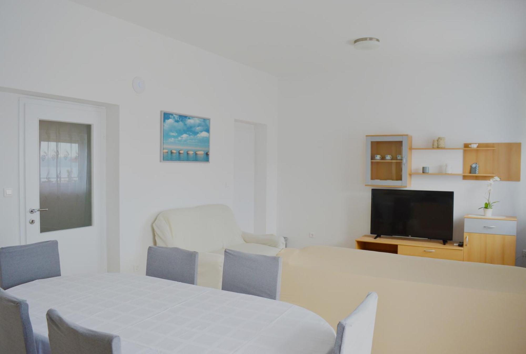 Apartments Vinka Podstrana Bilik gambar