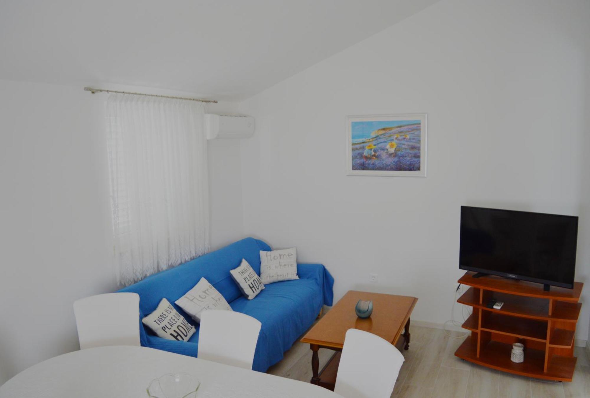 Apartments Vinka Podstrana Bilik gambar