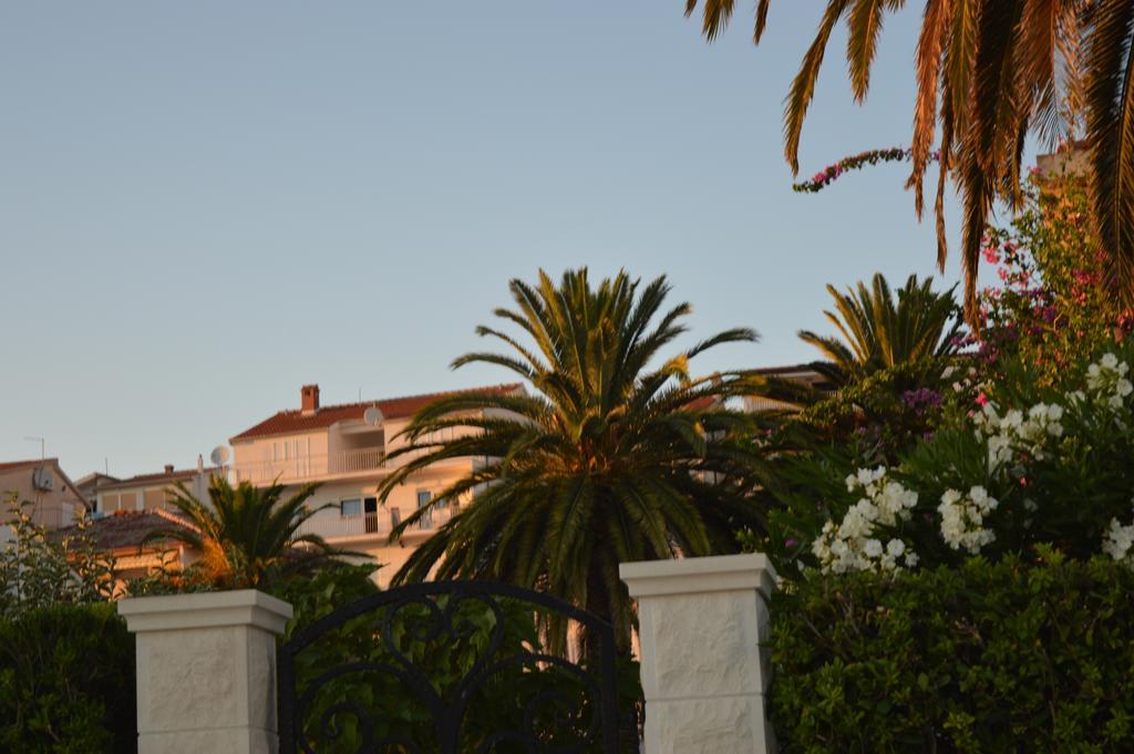 Apartments Vinka Podstrana Luaran gambar
