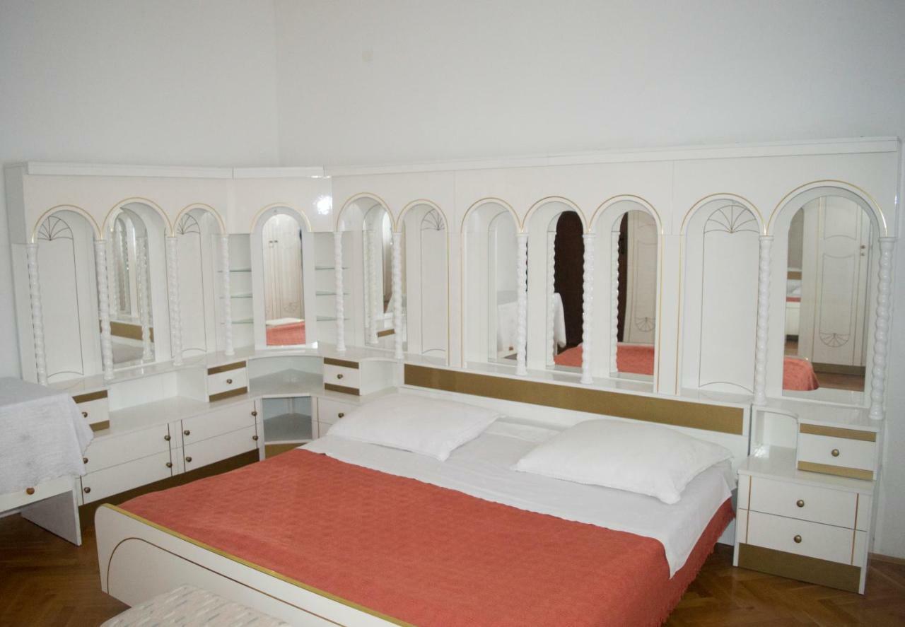 Apartments Vinka Podstrana Luaran gambar
