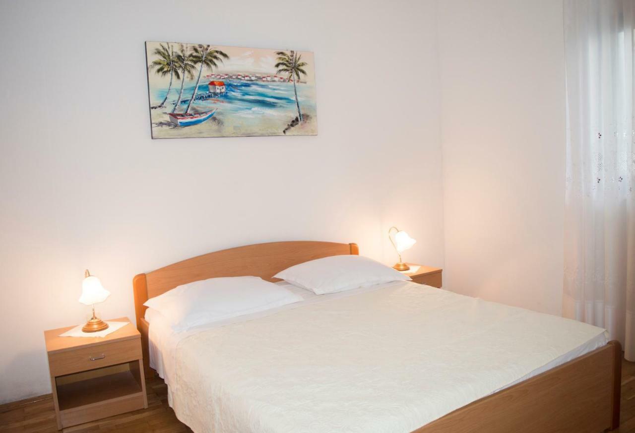 Apartments Vinka Podstrana Luaran gambar